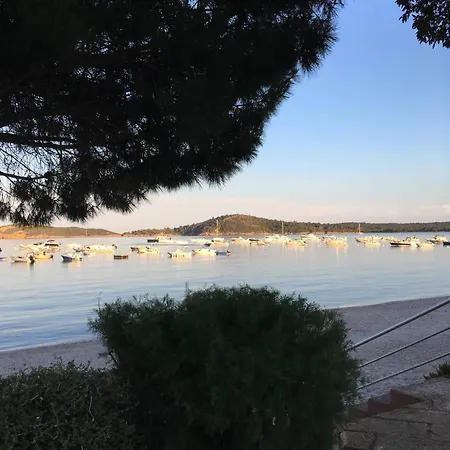 La Corse Les Pieds Dans L'eau Sainte-Lucie de Porto-Vecchio