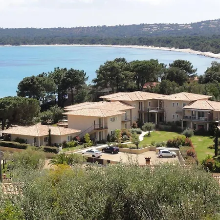 La Corse Les Pieds Dans L'eau *