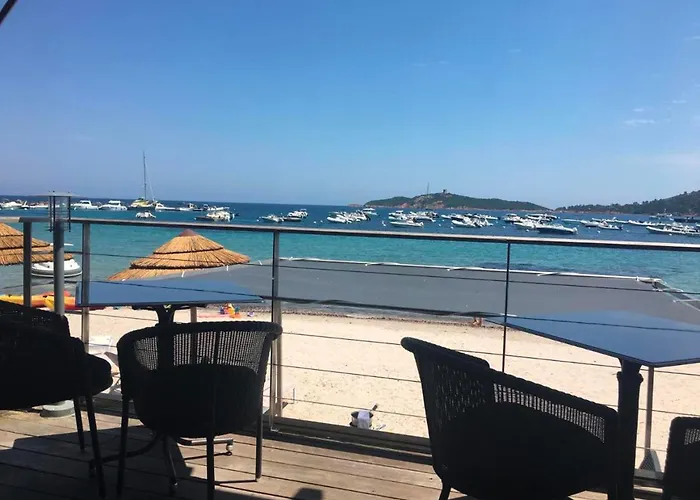 דירה La Corse Les Pieds Dans L'eau סנט-לוסידה פורטו-וקיו