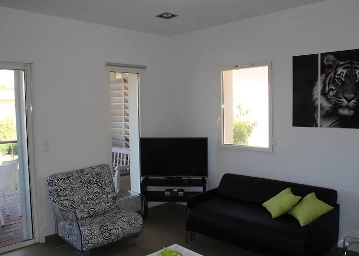 Апартаменты La Corse Les Pieds Dans L'eau